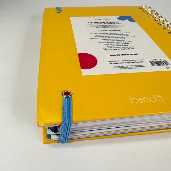 2023 Its All Out There Planner Weekly - Picture 3 of 10